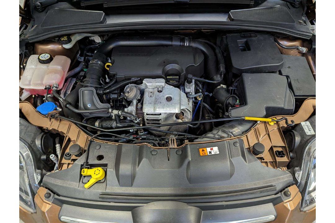2013 FORD FOCUS ZETEC TURBO - Image 21 of 25