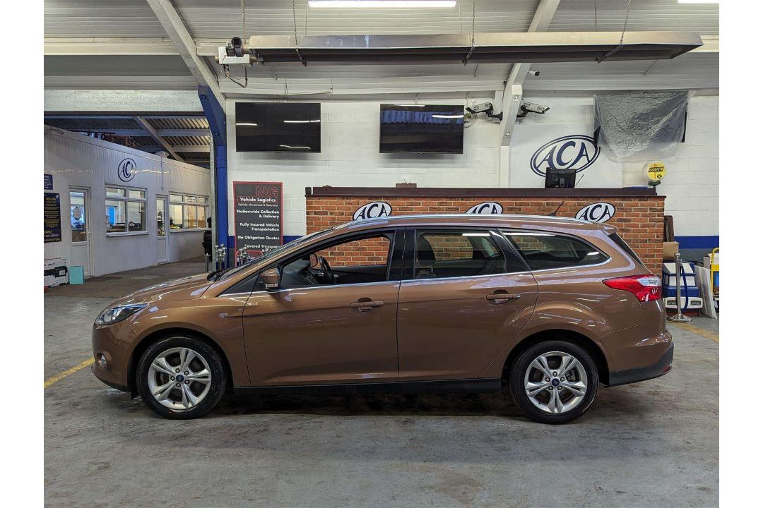 2013 FORD FOCUS ZETEC TURBO - Image 2 of 25
