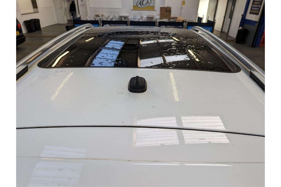 2014 VOLKSWAGEN TOUAREG V6 R-LINE TDI BMT - Image 2 of 29