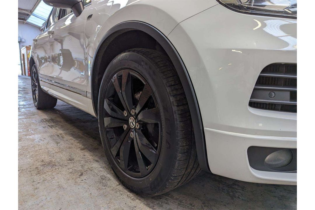 2014 VOLKSWAGEN TOUAREG V6 R-LINE TDI BMT - Image 12 of 29