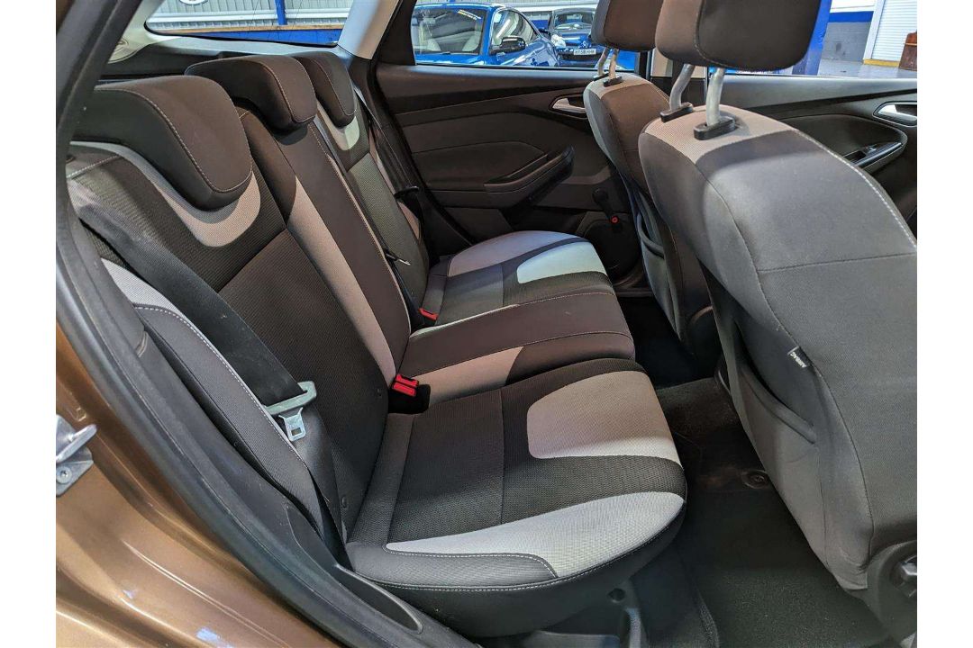 2013 FORD FOCUS ZETEC TURBO - Image 17 of 25