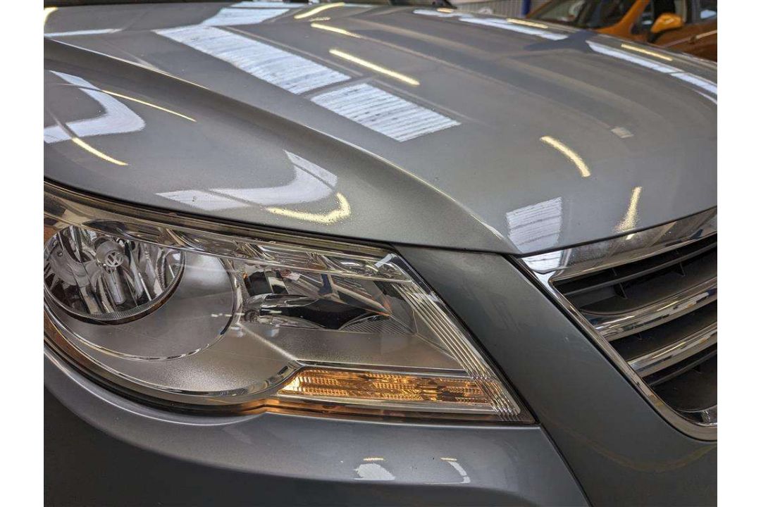 2009 VOLKSWAGEN TIGUAN SPORT TDI 140 AUTO - Image 11 of 27