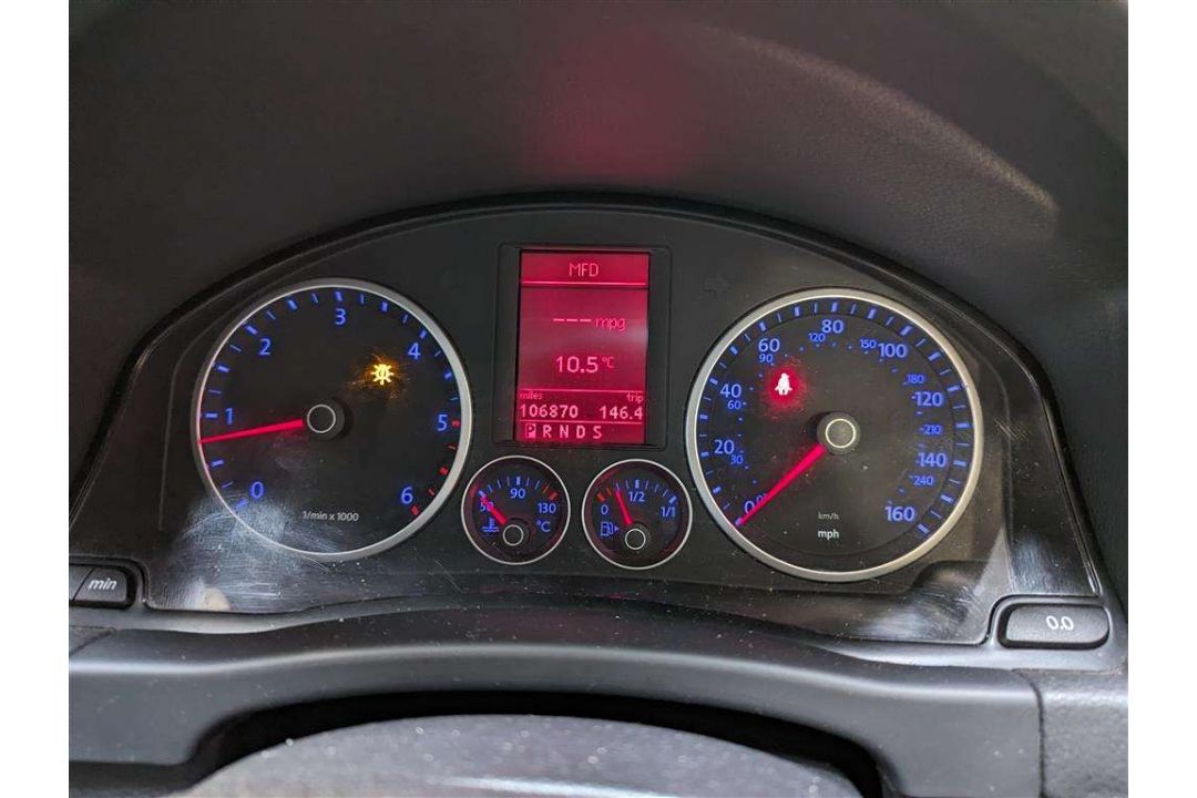 2009 VOLKSWAGEN TIGUAN SPORT TDI 140 AUTO - Image 24 of 27