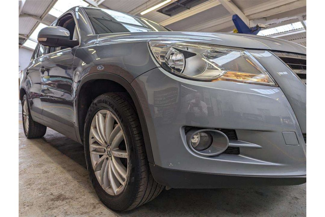 2009 VOLKSWAGEN TIGUAN SPORT TDI 140 AUTO - Image 12 of 27