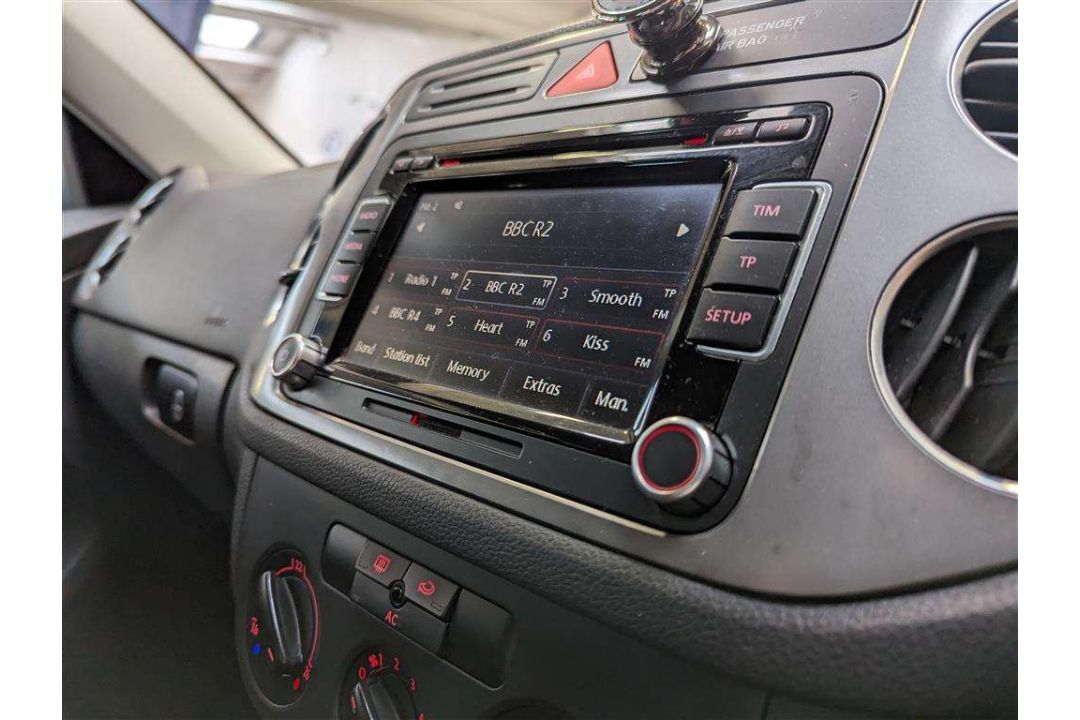 2009 VOLKSWAGEN TIGUAN SPORT TDI 140 AUTO - Image 25 of 27