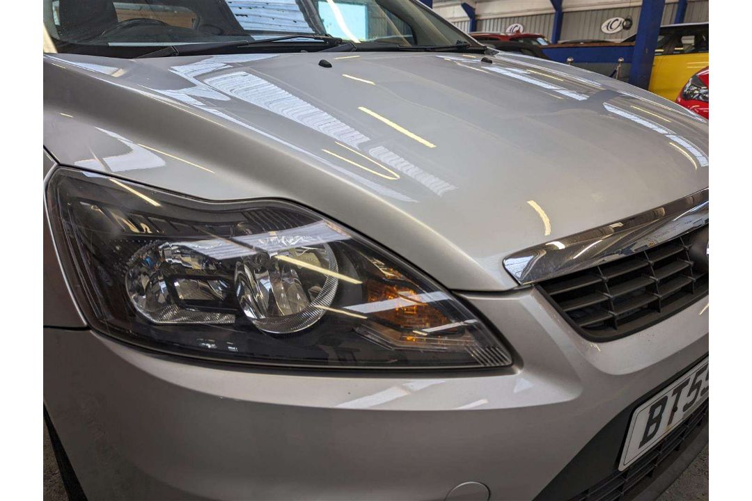 2010 FORD FOCUS ZETEC 100 - Image 13 of 23
