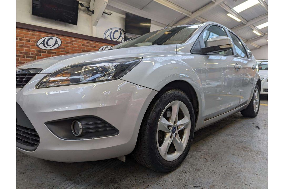 2010 FORD FOCUS ZETEC 100 - Image 11 of 23