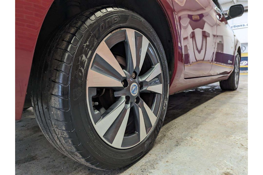 2014 NISSAN LEAF **SOLD - Image 22 of 27