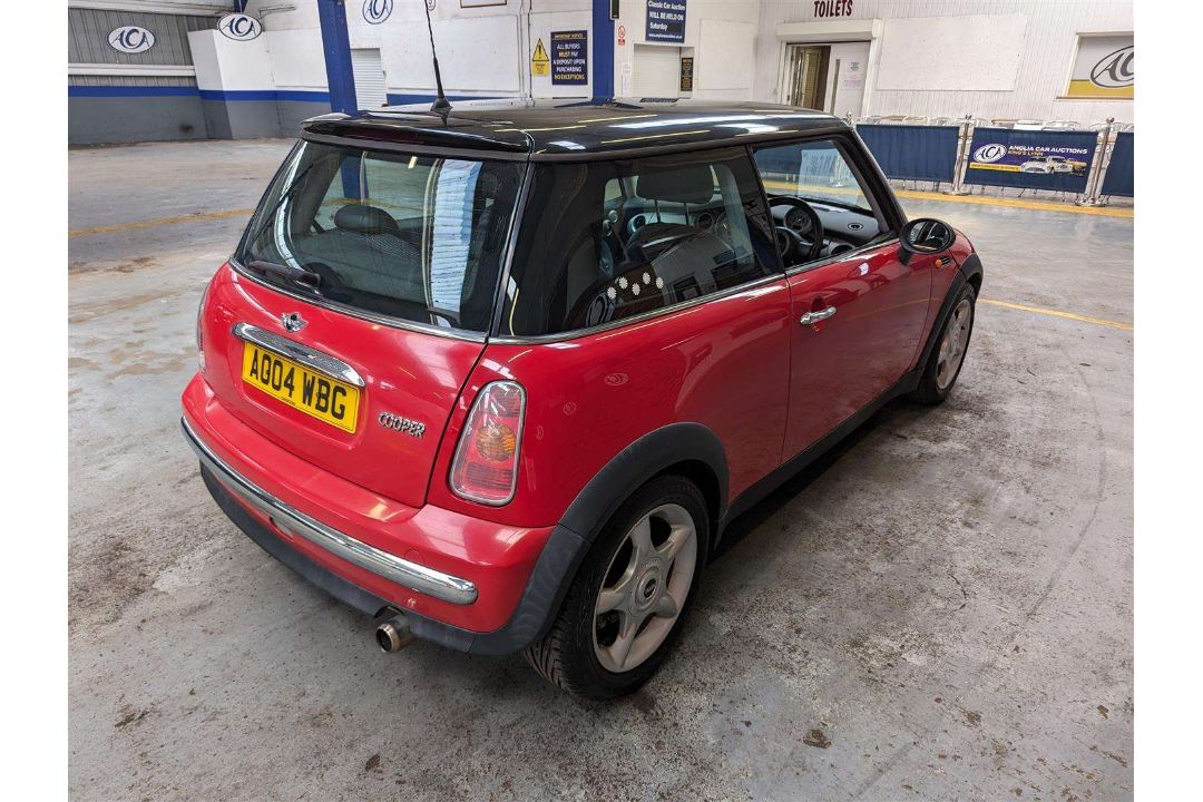 2004 MINI COOPER **SOLD - Image 12 of 27