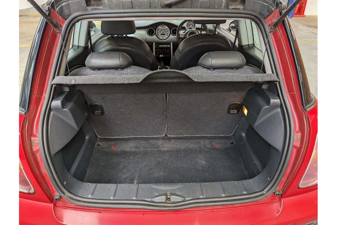 2004 MINI COOPER **SOLD - Image 10 of 27