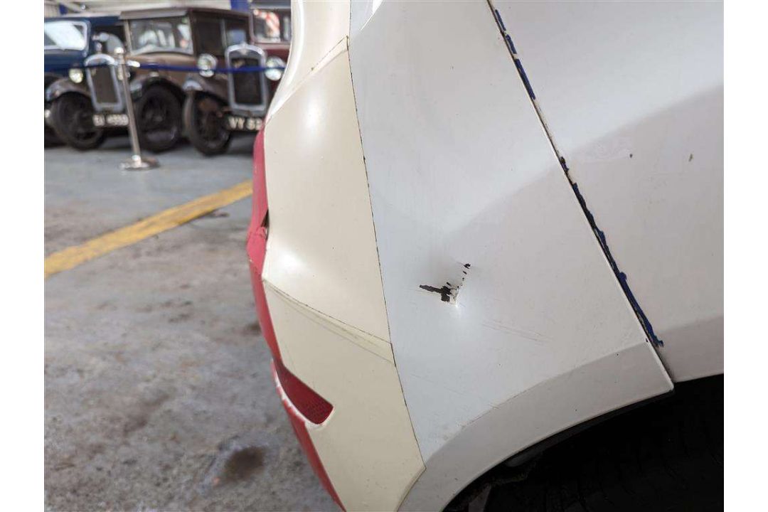 2011 FORD FIESTA ECONETIC TDCI DPF - Image 24 of 27