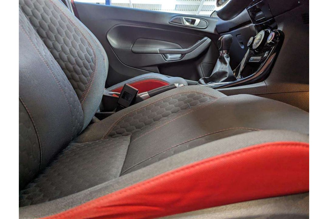 2013 FORD FIESTA ZETEC S - Image 24 of 27