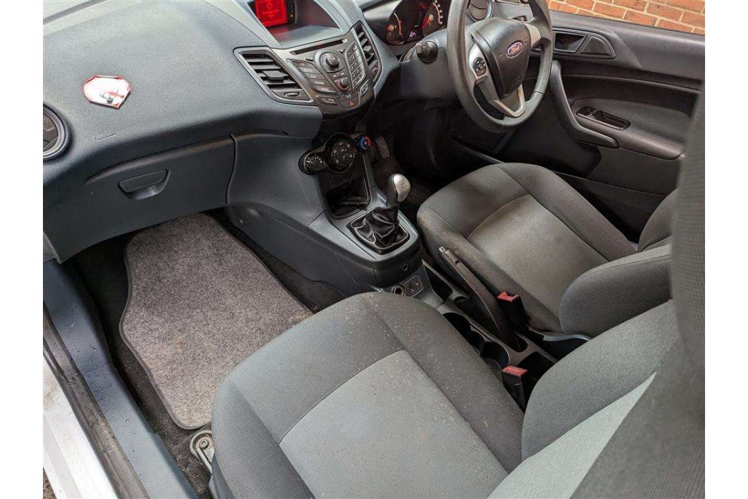 2011 FORD FIESTA ECONETIC TDCI DPF - Image 23 of 27