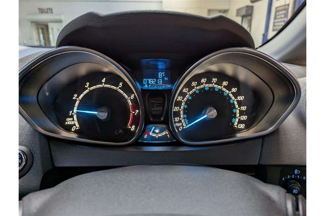 2013 FORD FIESTA ZETEC S - Image 26 of 27