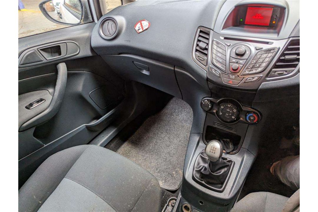2011 FORD FIESTA ECONETIC TDCI DPF - Image 25 of 27