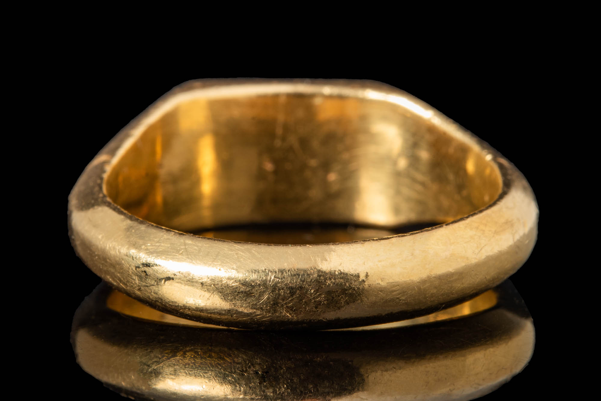 MEDIEVAL ICONOGRAPHIC GOLD RING WITH ST. CHRISTOPHER - Image 6 of 7
