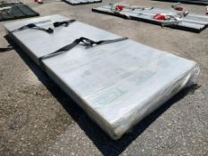 ( 1 ) STACK OF UNUSED MULTIWALL POLYCARBONATE PANEL IN CLEAR, APPROX 35in X 8FT , APPROX 20 PANEL...