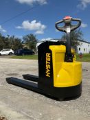 HYSTER PALLET JACK W45Z-HD , ELECTRIC, 24V, MAX CAPACITY 4500LBS, RUNS & OPERATES...