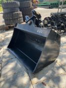 ( 1 ) UNUSED BUCKET ATTACHMENT FOR MINI EXCAVATOR, APPROX 24in WIDE