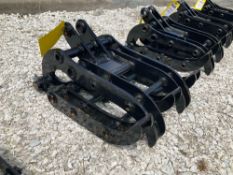 ( 1 ) UNUSED GRABBER ATTACHMENT FOR MINI EXCAVATOR