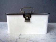 Antike Keramikschatulle mit