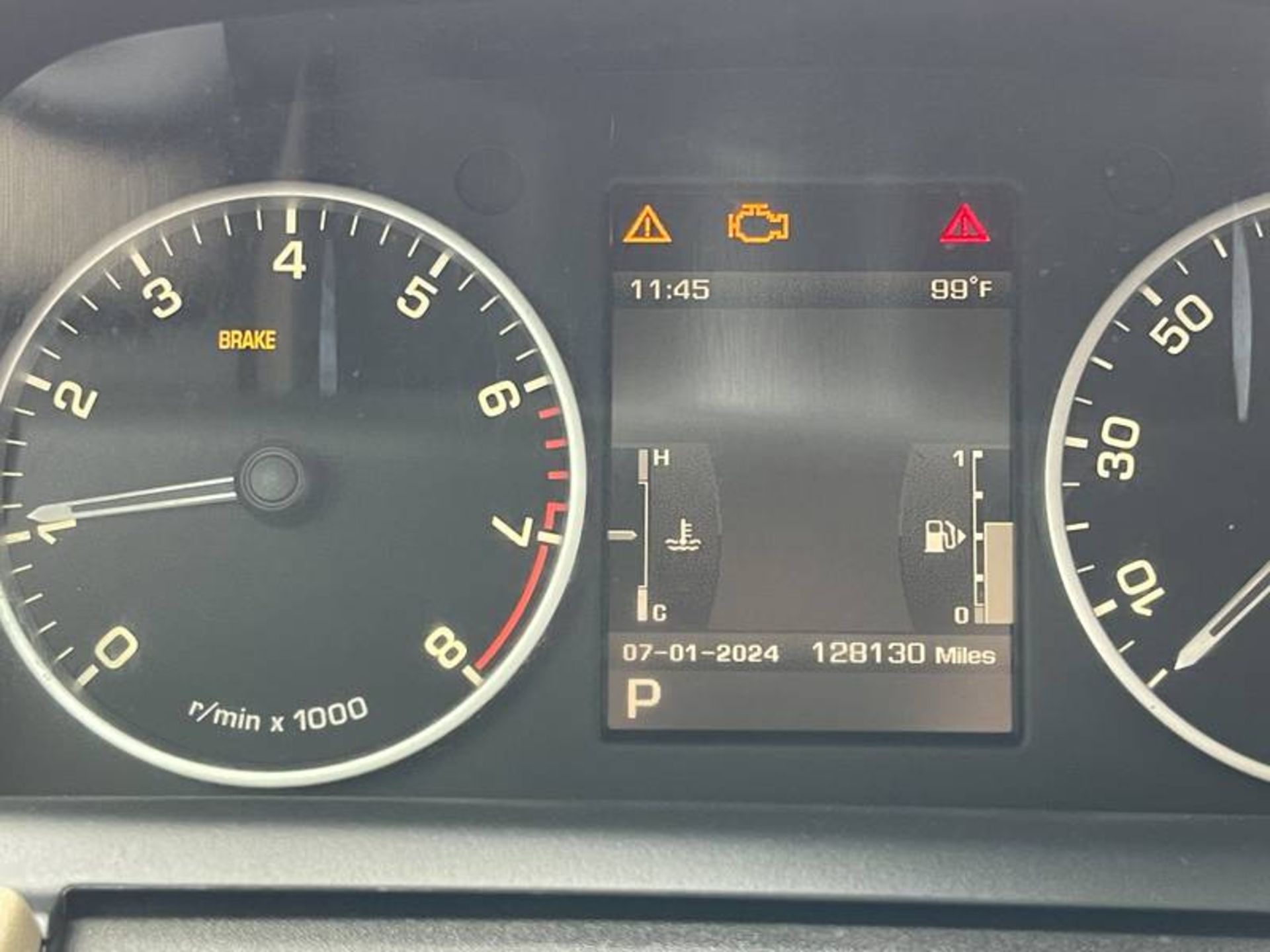 2010 Land Rover Range Rover Sport HSE 4 Door SUV - Image 38 of 40