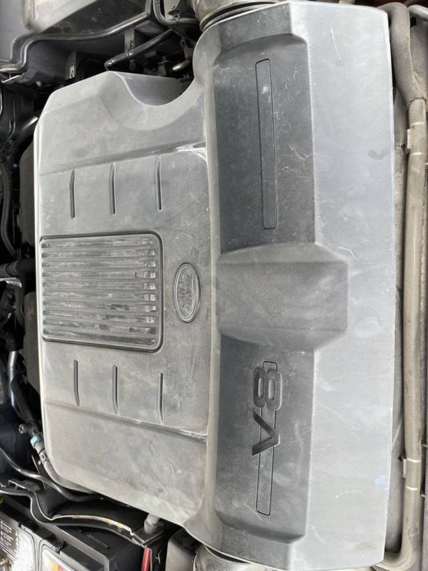 2010 Land Rover Range Rover Sport HSE 4 Door SUV - Image 31 of 40
