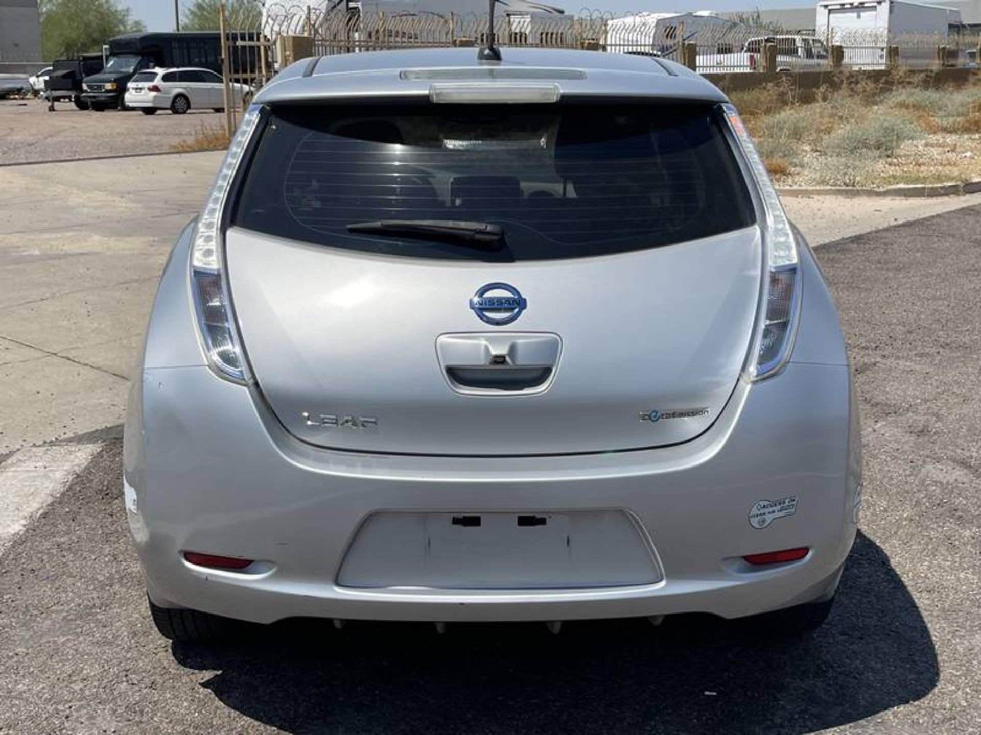 2012 Nissan LEAF 4 Door Hatchback - Image 5 of 40