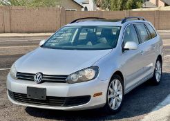 2012 Volkswagen Jetta SportWagen TDI 4 Door Wagon