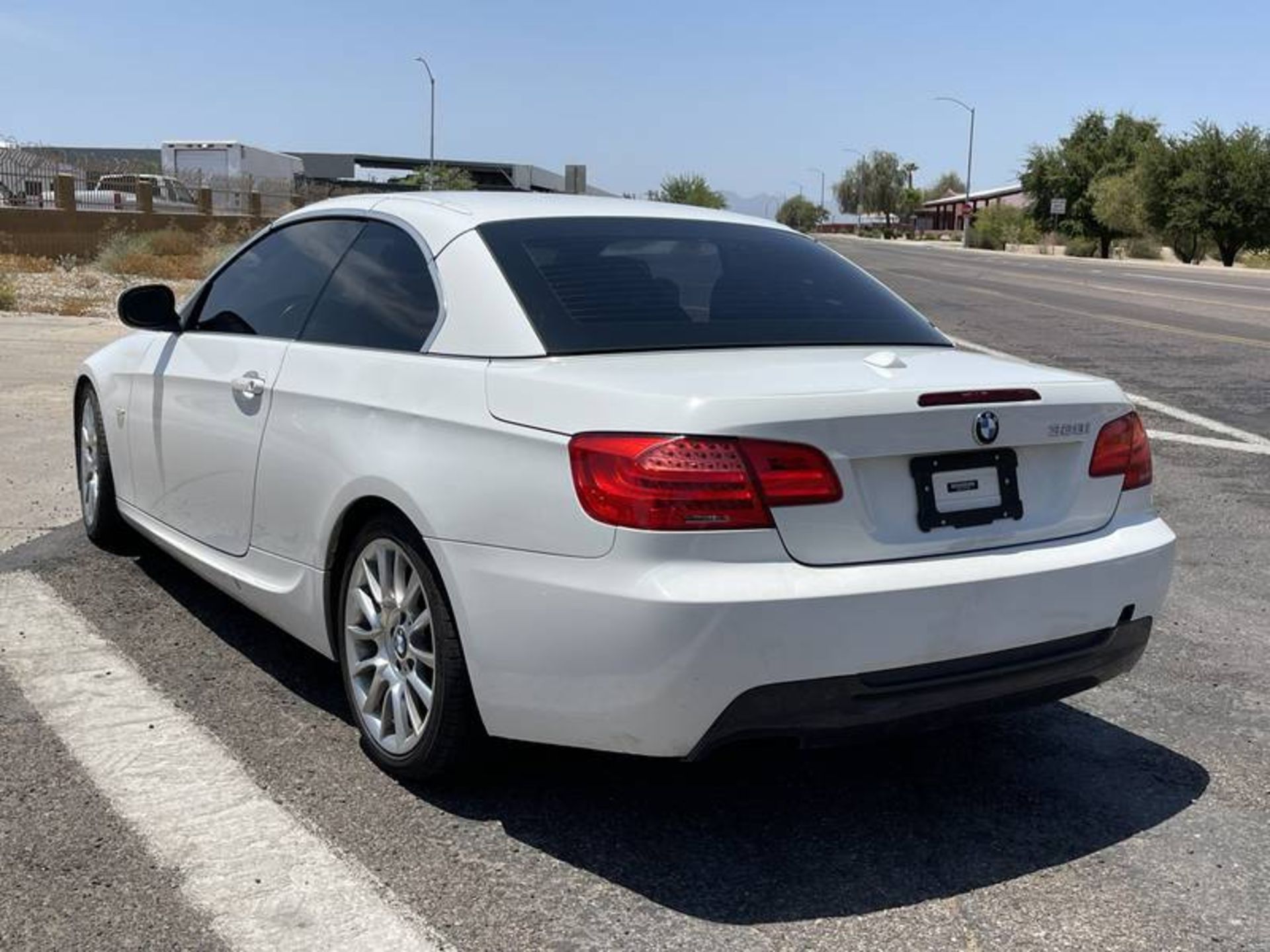 2012 BMW 3 Series 328i 2 Door Convertible - Image 6 of 35