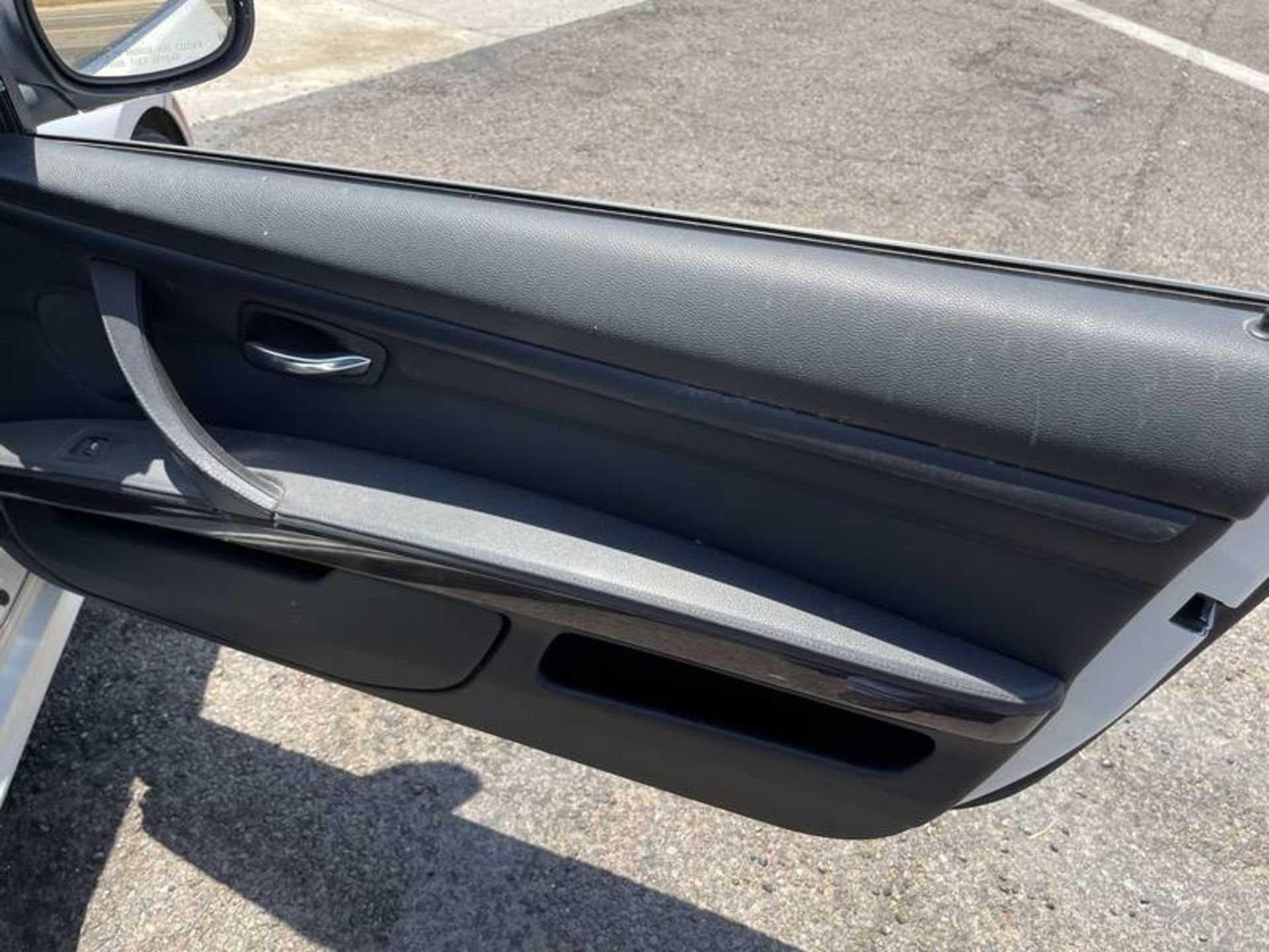 2012 BMW 3 Series 328i 2 Door Convertible - Image 21 of 35