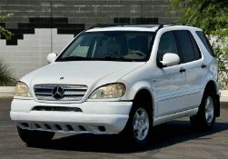 2000 Mercedes-Benz M-Class ML 320 AWD 4 Door SUV