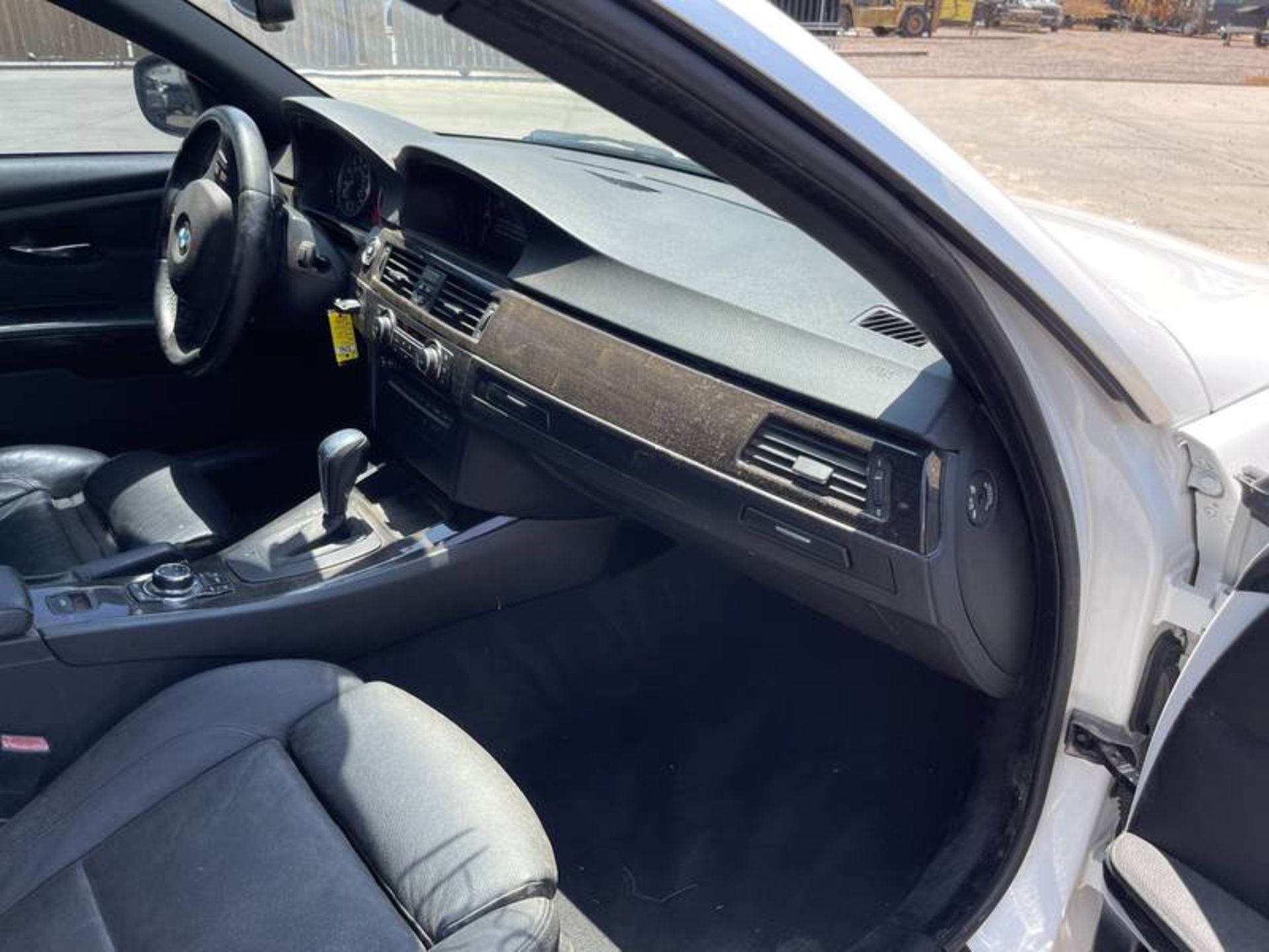2012 BMW 3 Series 328i 2 Door Convertible - Image 19 of 35