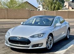 2014 Tesla Model S 85 4 Door Sedan
