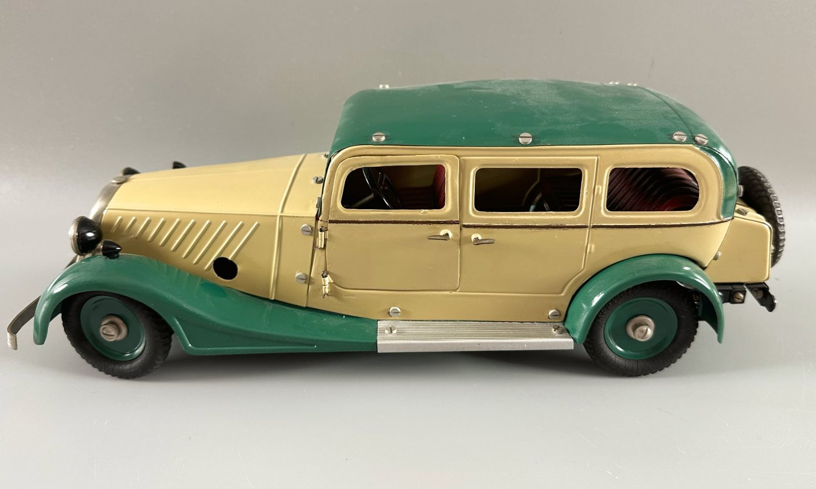 Bad Homburger Kunst und Schmuck Auktion