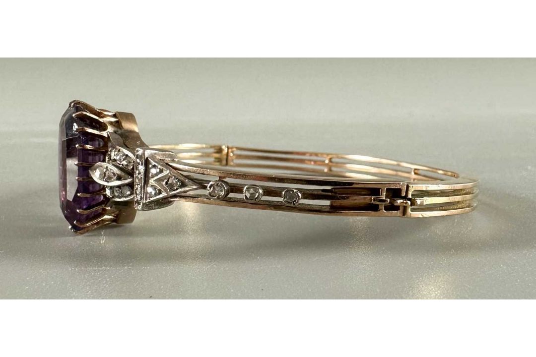 Armreif Gold 585 / 14 Karat, Antikschmuck, besetzt mit Amethyst und Diamanten, ca. 25,8 Gramm - Bild 3 aus 6