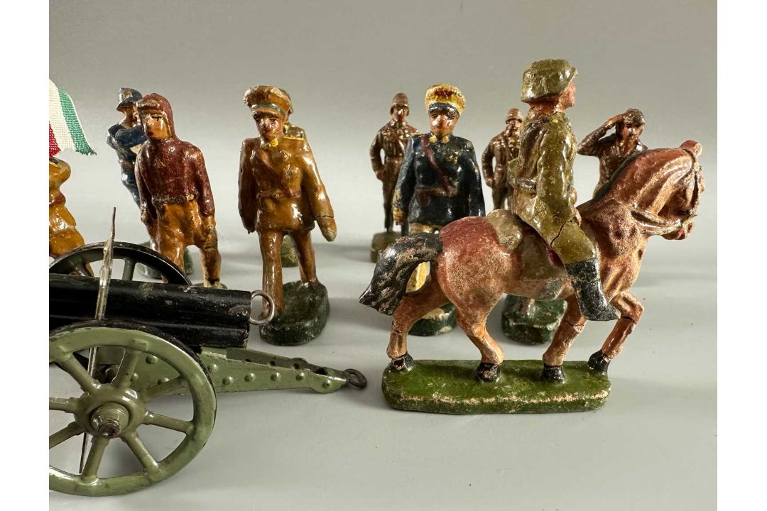 Konvolut alte Masse Soldaten wohl Ungarn, insgesamt 11 Stück, dazu Kanone - Bild 5 aus 7