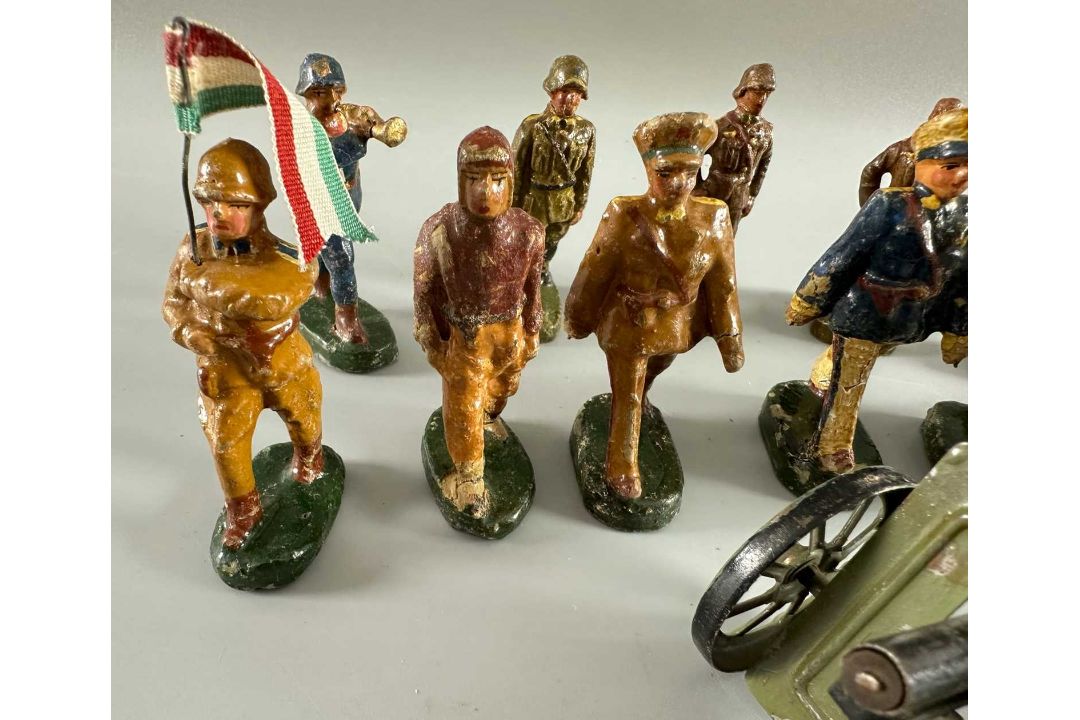 Konvolut alte Masse Soldaten wohl Ungarn, insgesamt 11 Stück, dazu Kanone - Bild 3 aus 7