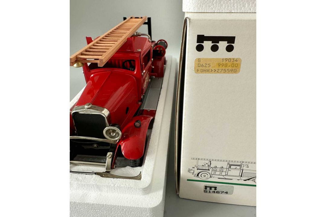 Märklin Metall 19034 Feuerwehr Löschfahrzeug, mit Originalverpackung und Zertifikat - Bild 4 aus 5