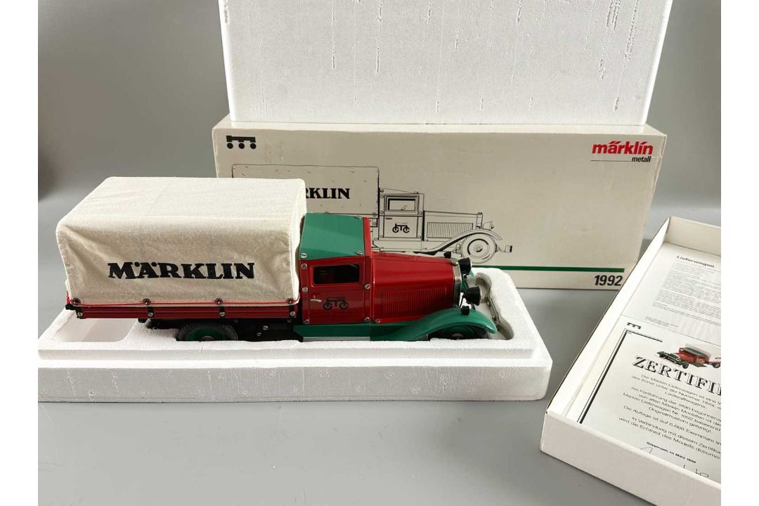 Märklin Metall 1992 Lieferwagen mit Plane 1105L LKW, mit Originalverpackung und Zertifikat - Bild 3 aus 4