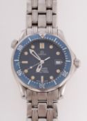 Omega James Bond Seamaster a gentleman's stainless steel wristwatch the wavy-line blue dial signed