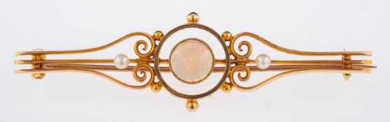 A gold and opal bar brooch C1900,