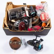 A Dawia PMF57H reel, together with a gro