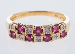 A 9ct yellow gold double row ring,