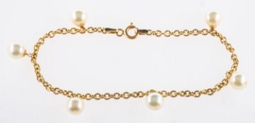 A pearl bracelet, a belcher link chain with six suspending cultured pearl drops, pearls approx, 6.