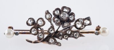 A Victorian flower & foliate bar brooch,