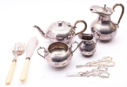 A group of silver plated items, comprisi