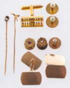 A mixed group of jewellery, including tw