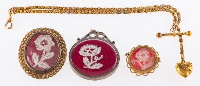 A mixed group of jewellery, to include a