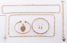 A mixed group of jewellery, including a